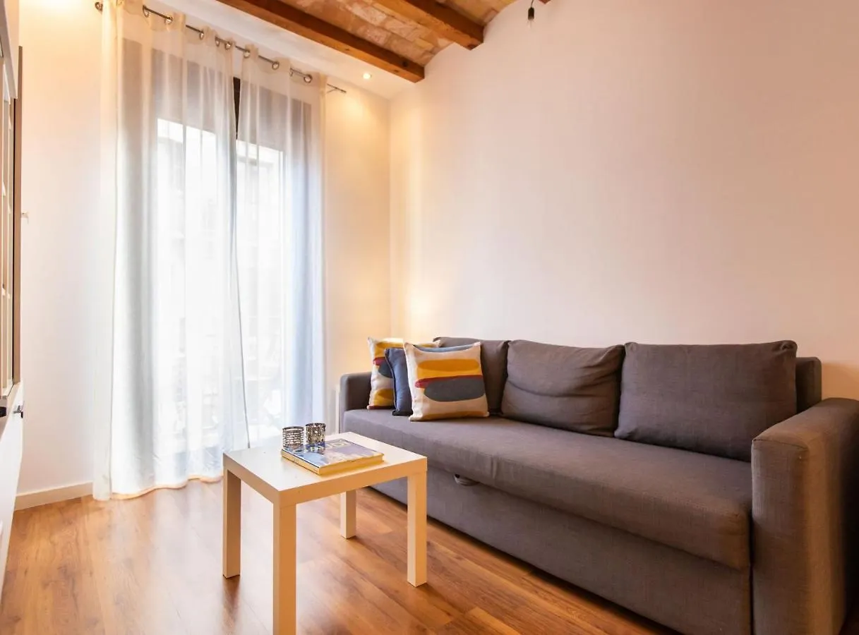 Tapioles - Lovely Apartment Tapioles Barcelona