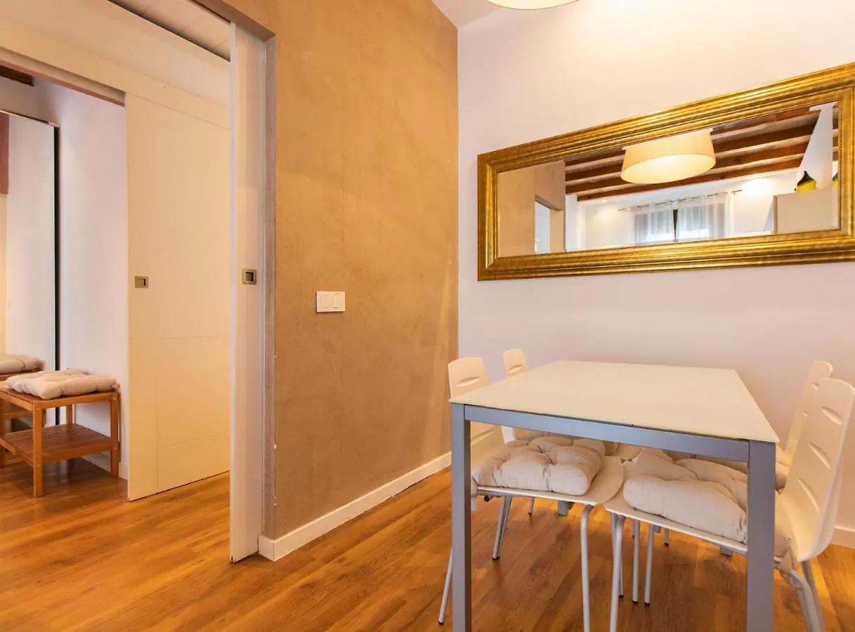 Tapioles - Lovely Apartment Tapioles Barcelona España